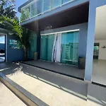 Casa De Luxo Em Condominio